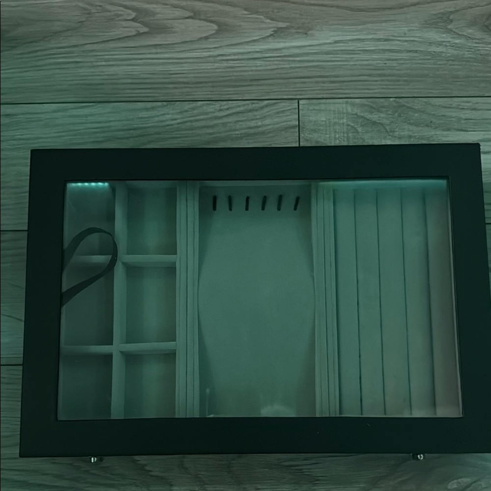 Black Jewelry Organizer Box